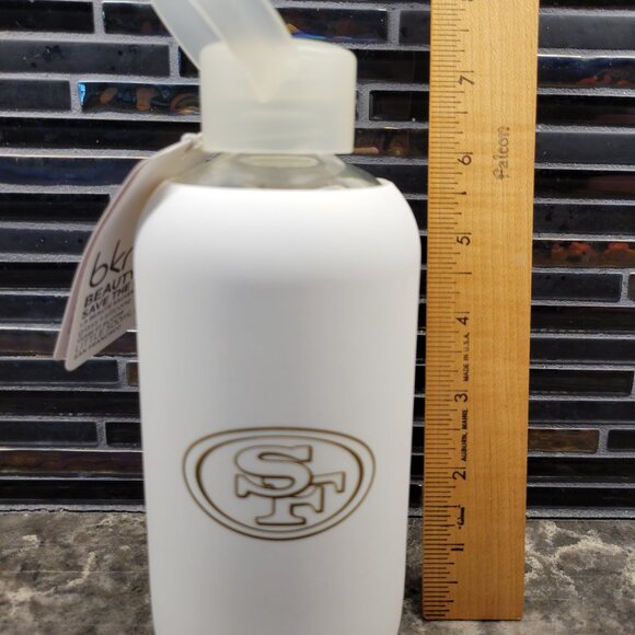 NEW BKR GLASS WATER BOTTLE 2015 SAN FRANCISCO 49ERS “WINTER” 16 OZ RETIRED YOGA - Picture 9 of 11